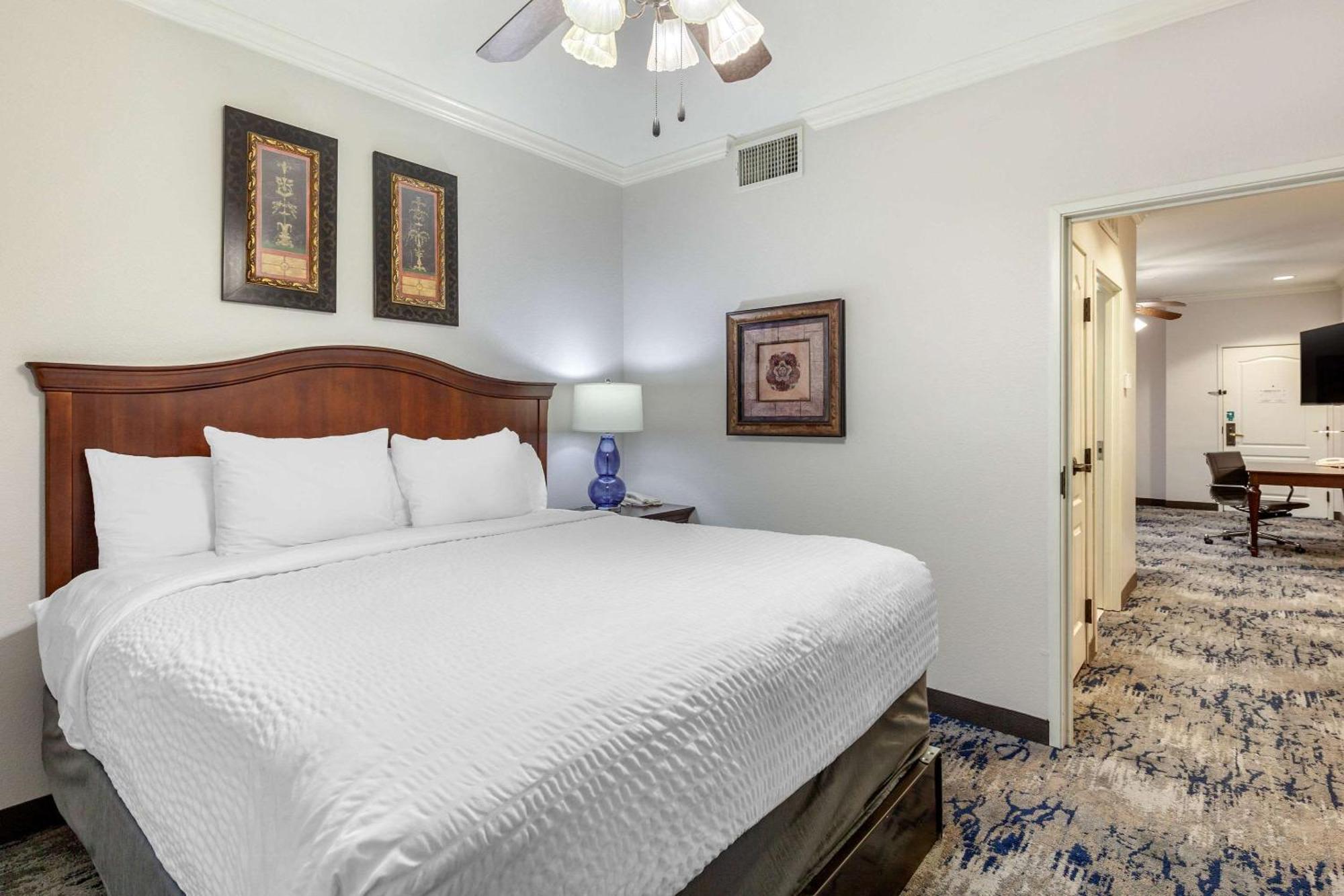 Clarion Pointe Sulphur Springs Exterior foto